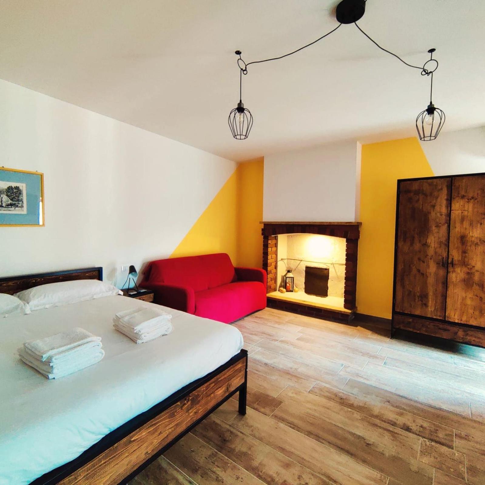La Volpe Rossa Rooms And Apartments ซานเฟลีเช เดล เบนาโก ภายนอก รูปภาพ